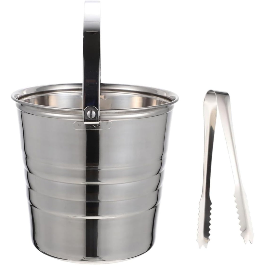 Accessorio da impugnare durante il lavoro in cucina con corpo in acciaio inox