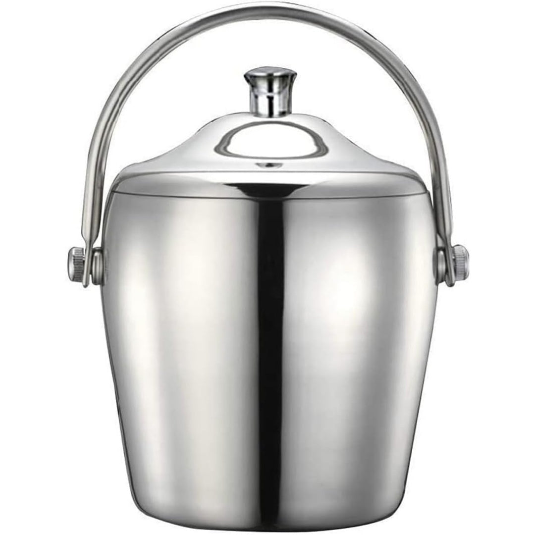 Accessorio da impugnare durante il lavoro in cucina di colore argento e con coperchio